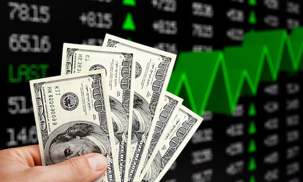 اسٹاک مارکیٹ میں تیزی،امریکی ڈالر مزید سستا ہوگیا