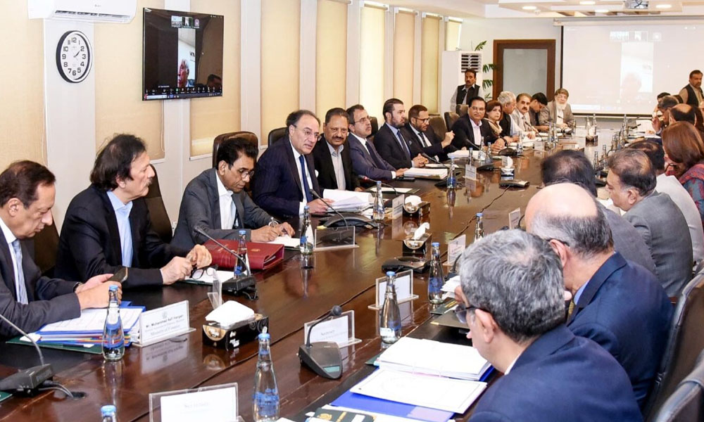 پاسکو، یوٹیلٹی اسٹورز کی بندش میں بڑی پیشرفت، وزیر خزانہ کی اہم ہدایات جاری