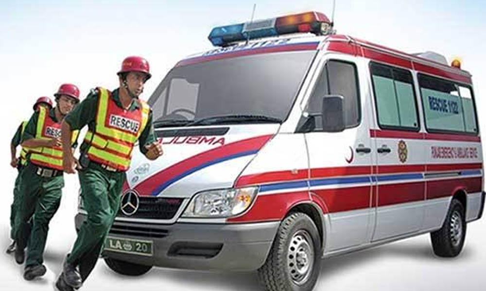 ملتان میں باراتیوں کی کوسٹر الٹ گئی، 25 افراد زخمی