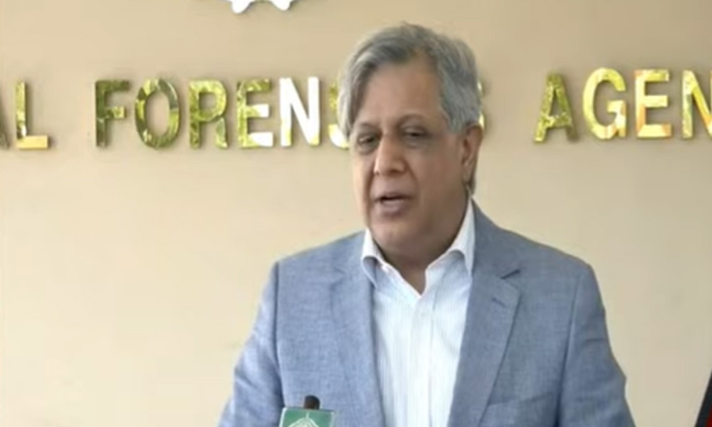 احتجاج سے مقاصد حاصل نہیں ہو سکتے، بانی پی ٹی آئی کو عدالت کے ذریعے رہا کرا لیں، اعظم نذیر