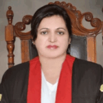 ججز کی ‘آنکھیں ضائع ہو گئی ہیں’، لاہور ہائی کورٹ کا ایف آئی آرز کا فونٹ بڑھانے کی ہدایت