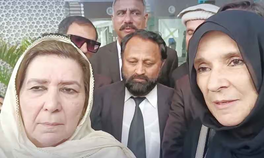 عظمیٰ خان اور نورین نیازی کی نظر بندی کا نوٹیفکیشن فوری معطل کرنے کی استدعا مسترد
