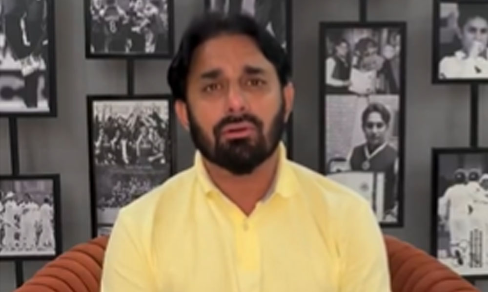 سعید اجمل کا عاقب جاوید کو بھی عہدے سے ہٹانے کا مطالبہ، ٹیم میں تبدیلیوں پر سخت تنقید