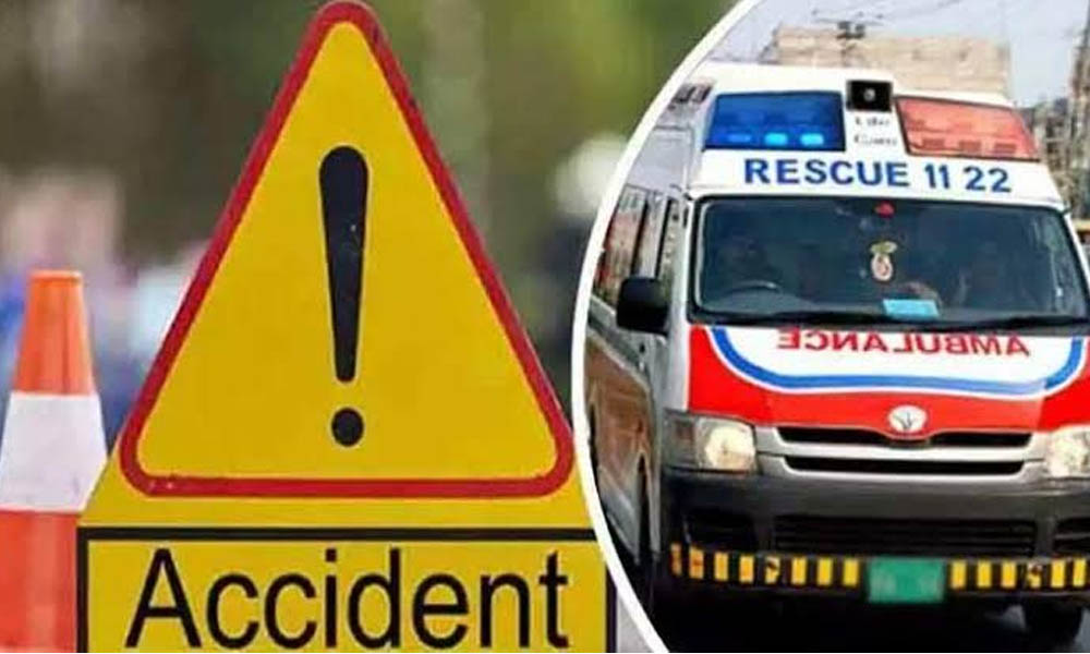 ٹرالر اور کار میں خوفناک تصادم، ایک ہی خاندان کے 5 افراد جاں بحق