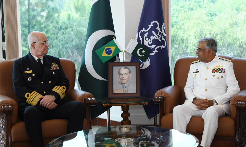 سربراہ پاک بحریہ  اور  ایئر چیف  سے برازیل کے وفد کی  الگ الگ ملاقاتیں