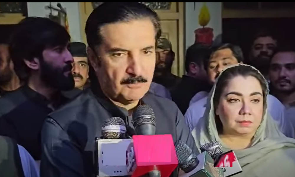 پشاور اسکول سانحہ، جاں بحق افراد کے لواحقین کو فی کس 10 لاکھ روپے معاوضہ دینے کا اعلان