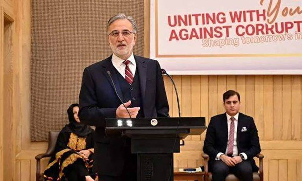 ملک ریاض نے غلطیاں کی ہیں، عدالتوں کا سامنا کرکے دوبارہ کاروبار شروع کریں، چیئرمین نیب