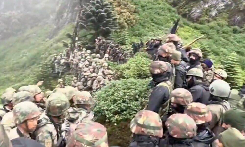 ’بھارتی اور چینی افواج میں ٹکراؤ جاری ہے،‘ انڈین بارڈر فورس کے سربراہ کا اعتراف
