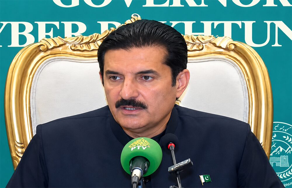 اگر ہمت ہے تو کل صوابی کراس کرکے دکھائیں، گورنر خیبرپختونخوا کا پی ٹی آئی کو چیلنج