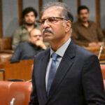 علی ظفر نے پارلیمنٹ کے مشترکہ اجلاس میں گورنر راج سے متعلق ’ رپورٹ‘ پر سوال اٹھا دیا