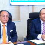 چھوٹے کاروباروں کے لیے 11 ارب سے زائد قرضے، وزیر خزانہ کی قرضوں کی فراہمی تیز کرنے کی ہدایت