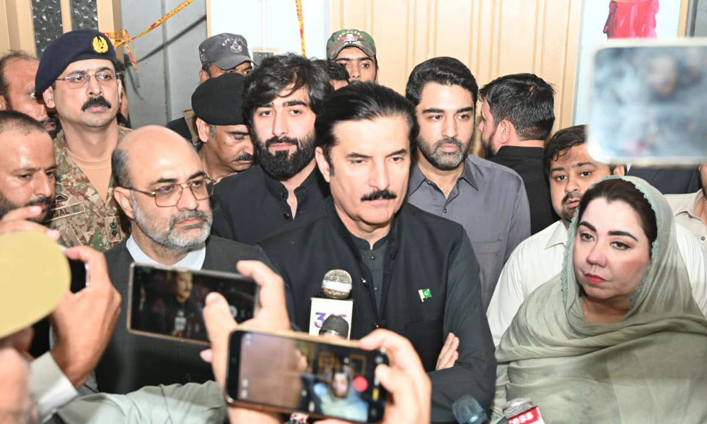 سانحہ پشاور: سزا و جزا کا عمل تیز کیا جائے گا، گورنر خیبر پختونخوا
