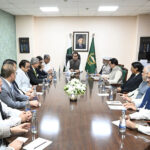حکومت اپوزیشن مذاکرات ختم، اُمید ہے نتیجہ اچھے نکلے گا، بیرسٹر گوہر
