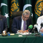 ‘آج کا دن ہمارے لیے آسان نہیں تھا،’ وفاقی حکومت کا خیبرپختونخوا کیلئے 11 رکنی کونسل کا اعلان