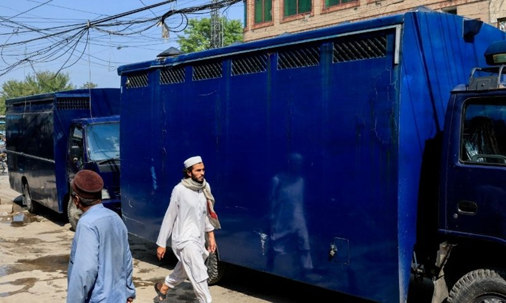 پشاور میں تعلیمی ادارے ، بازار اور کاروباری مراکز کھل گئے، خیبر پختونخوا بار کا آج یوم سیاہ منانے کا اعلان