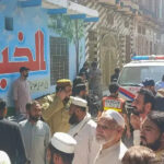 سانحہ پشاور کے متاثرہ خاندانوں میں ایک کروڑ 90 لاکھ روپے کے امدادی چیکس تقسیم