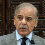 فیلڈ مارشل کیساتھ مل کر خیبر پختونخوا میں امن و خوشحالی لائیں گے، وزیر اعظم کا اپیکس کمیٹی سے خطاب