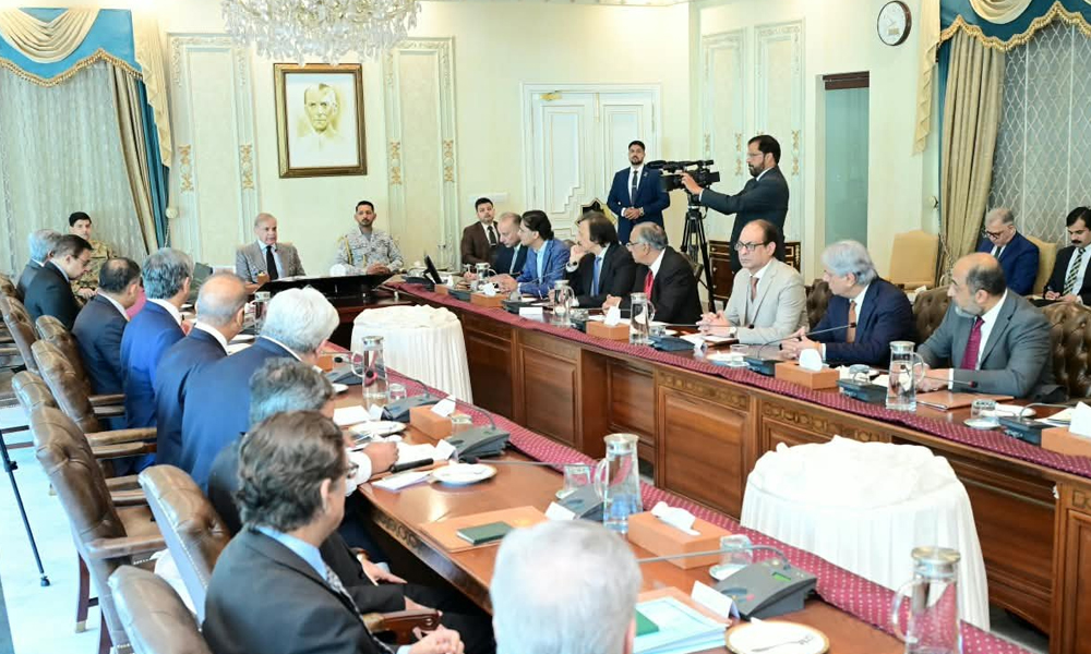 صارفین سے ٹیکس وصول کرکے جیب میں ڈالنے والے کاروبار رعایت کے مستحق نہیں، وزیراعظم