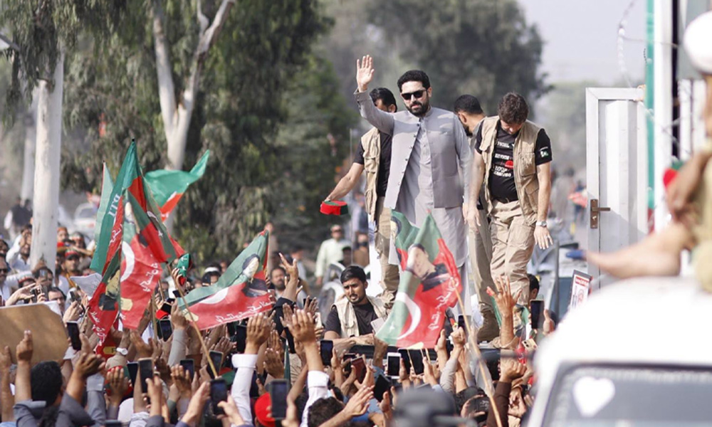 زندگی اور موت اللہ کے ہاتھ میں ہے، عوام باہر نکلیں اور انقلاب کا آغاز کریں، سہیل آفریدی