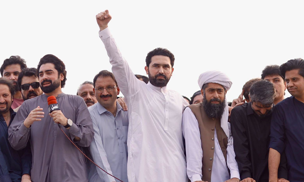 سہیل آفریدی اور کابینہ ارکان حفاظتی تحویل میں ہیں، طلال چوہدری کی تصدیق